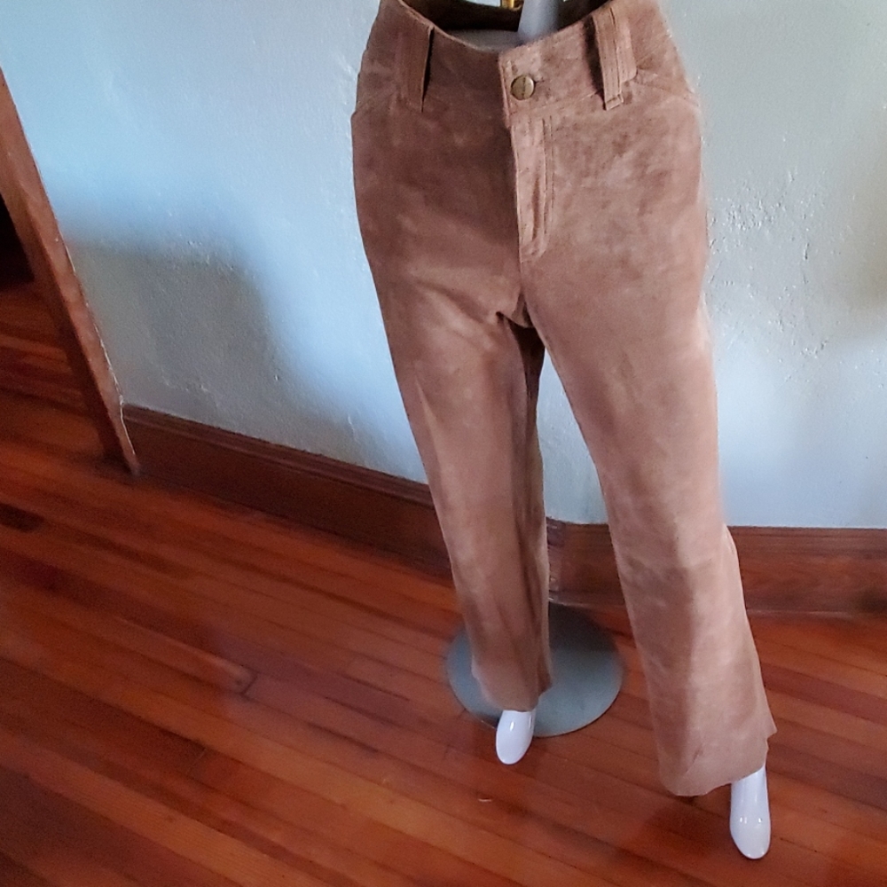 Womyn  suede pants